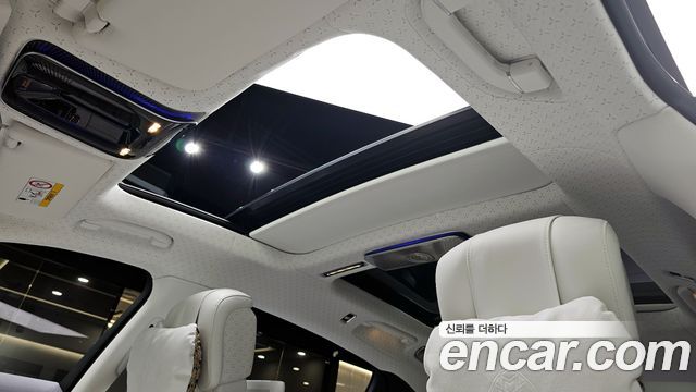 Mercedes-Benz S-Class (W223) Maybach S680 4MATIC Haute Vouture Edition 2023 — фото 19