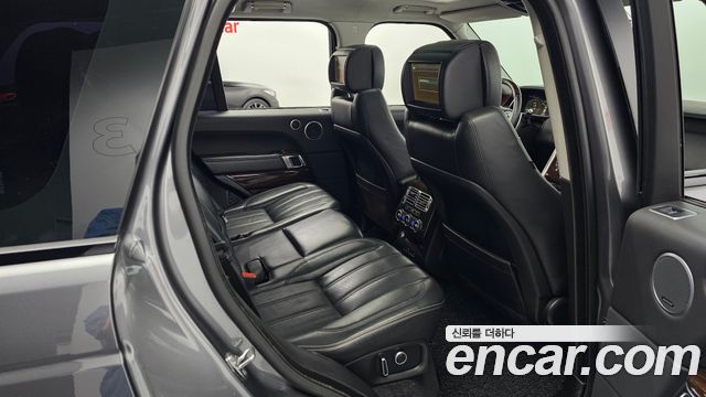 Land Rover Range Rover (IV) 4.4 SDV8 AB DIESEL 2016 — фото 12