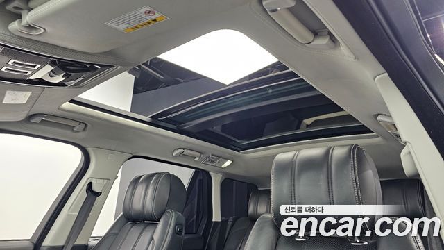 Land Rover Range Rover (IV) 4.4 SDV8 AB DIESEL 2016 — фото 19