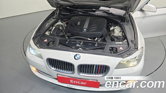 BMW 5 Series (F10) 520d 2011 — фото 6