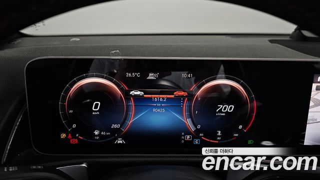 Mercedes-Benz GLB-Class (X247) GLB250 4MATIC 2020 — фото 8