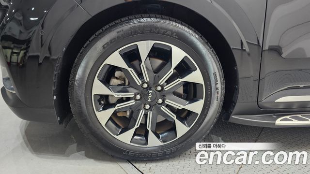 Kia Carnival (IV) Gasoline 7-Seater Signature 2023 — фото 5