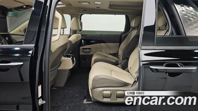 Kia Carnival (IV) Gasoline 7-Seater Signature 2023 — фото 12