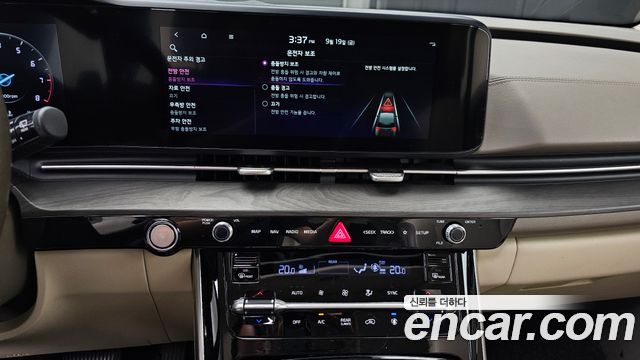 Kia Carnival (IV) Gasoline 7-Seater Signature 2023 — фото 14