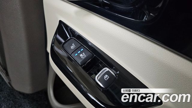 Kia Carnival (IV) Gasoline 7-Seater Signature 2023 — фото 18