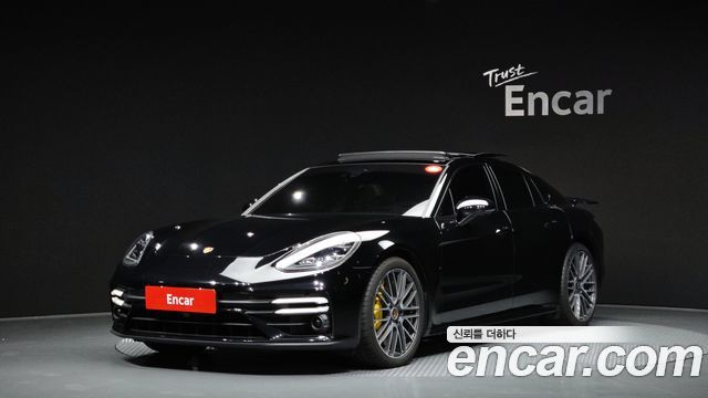 Porsche Panamera (971) 4.0 Turbo S