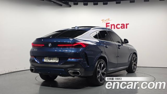 BMW X6 (G06) xDrive40i M Sport 2023 — фото 2