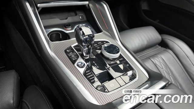 BMW X6 (G06) xDrive40i M Sport 2023 — фото 9