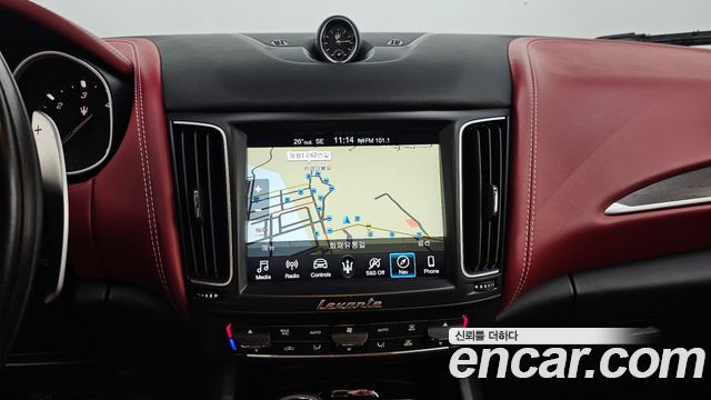 Maserati Levante 3.0 Diesel AWD GranLusso 2019 — фото 15