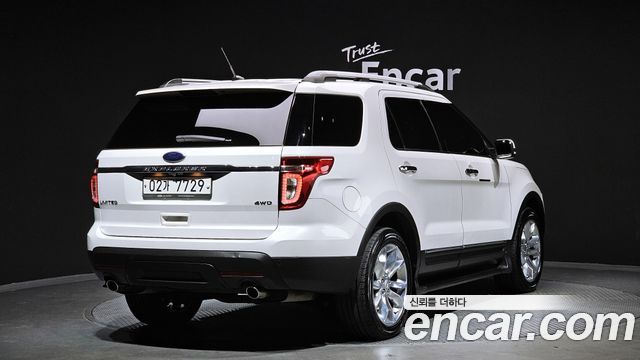 Ford Explorer 3.5 Limited 4WD 5th 2014 — фото 2
