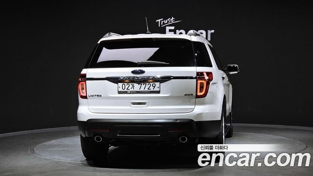 Ford Explorer 3.5 Limited 4WD 5th 2014 — фото 4