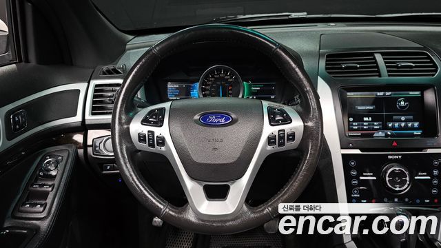 Ford Explorer 3.5 Limited 4WD 5th 2014 — фото 17