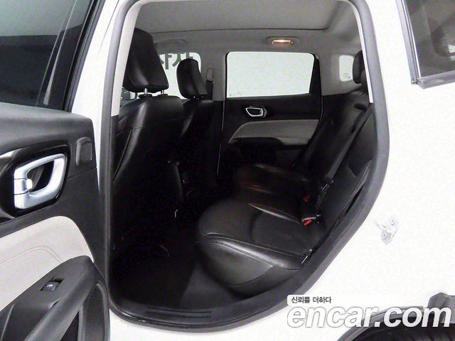 Jeep Compass (II) 2.4 limited 2WD 2022 — фото 17