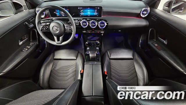 Mercedes-Benz A-Class (W177) A220 Sedan 2020 — фото 7