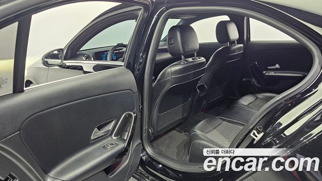 Mercedes-Benz A-Class (W177) A220 Sedan 2020 — фото 11
