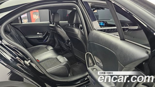 Mercedes-Benz A-Class (W177) A220 Sedan 2020 — фото 13
