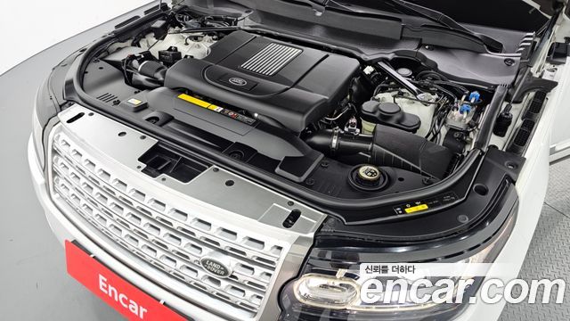 Land Rover Range Rover (IV) 4.4 SDV8 AB DIESEL 2017 — фото 6