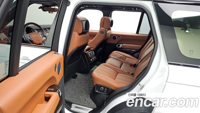 Land Rover Range Rover (IV) 4.4 SDV8 AB DIESEL 2017 — фото 12