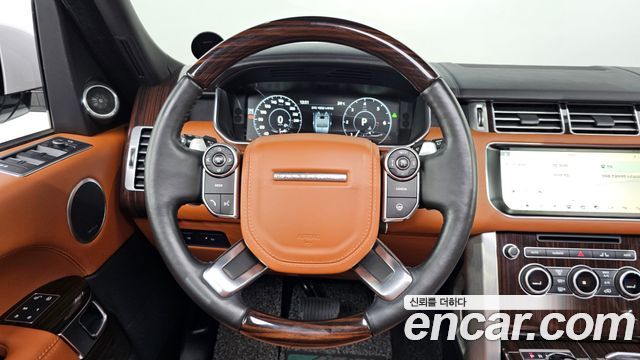 Land Rover Range Rover (IV) 4.4 SDV8 AB DIESEL 2017 — фото 13