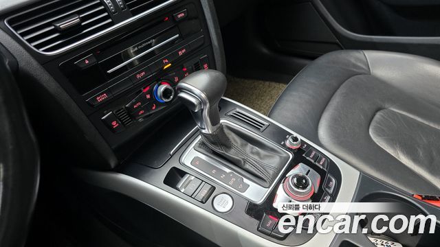 Audi A4 30 TDI Dynamic B8 2015 — фото 9