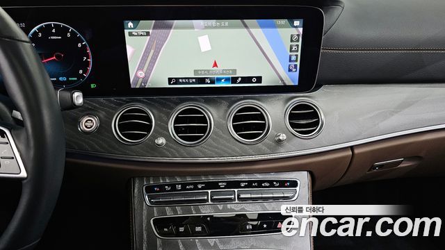 Mercedes-Benz E-Class (W213) E350 4MATIC Exclusive 2023 — фото 14