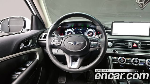 Genesis G70 Shooting Brake Gasoline 2.0T 2WD 2023 — фото 13