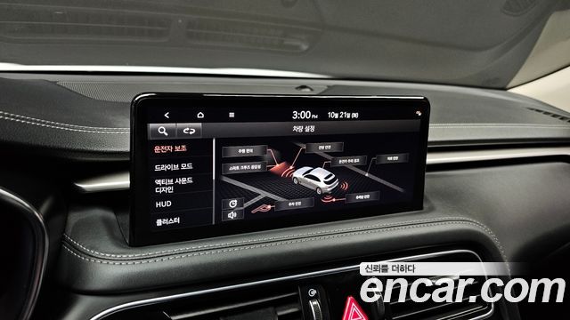 Genesis G70 Shooting Brake Gasoline 2.0T 2WD 2023 — фото 16