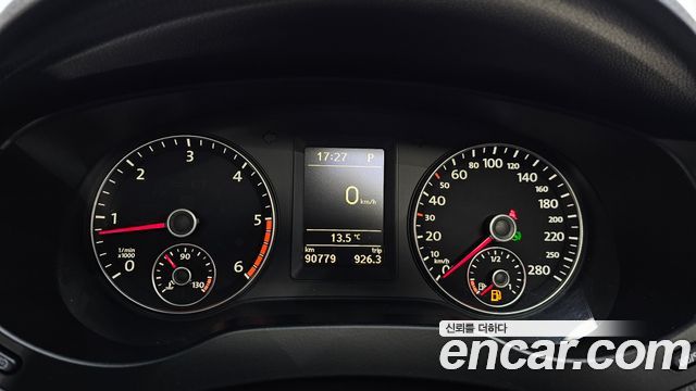 Volkswagen Jetta 2.0 TDI 6th 2013 — фото 8