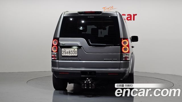 Land Rover Discovery 4 3.0 SDV6 SE 2012 — фото 4