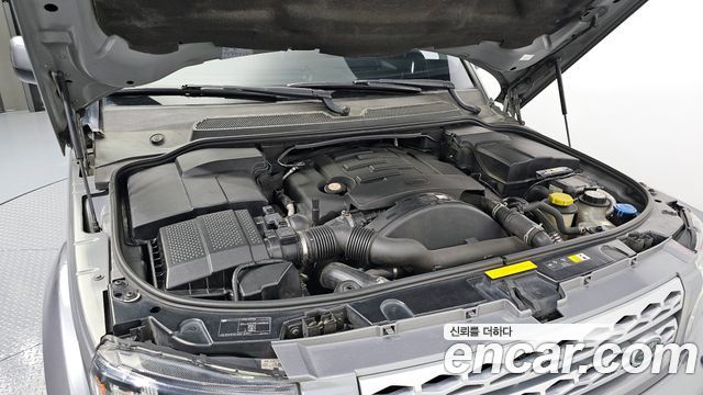Land Rover Discovery 4 3.0 SDV6 SE 2012 — фото 6
