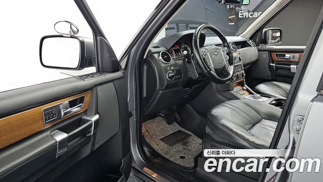 Land Rover Discovery 4 3.0 SDV6 SE 2012 — фото 15