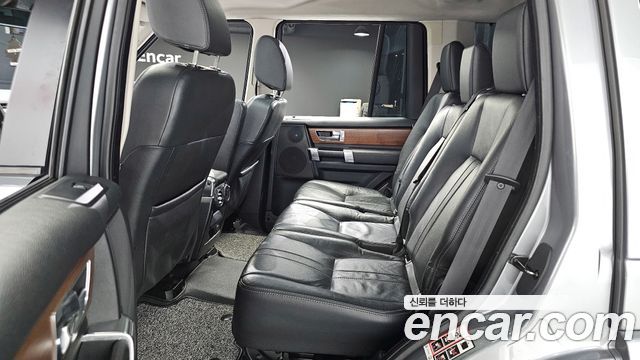 Land Rover Discovery 4 3.0 SDV6 SE 2012 — фото 16