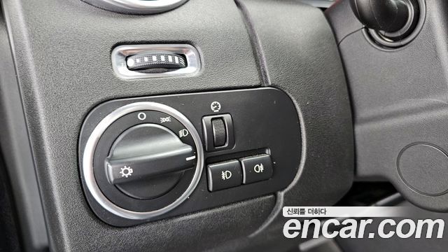 Land Rover Discovery 4 3.0 SDV6 SE 2012 — фото 18