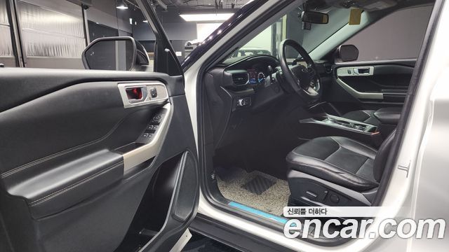 Ford Explorer (VI) 3.0 PHEV 2021 — фото 10