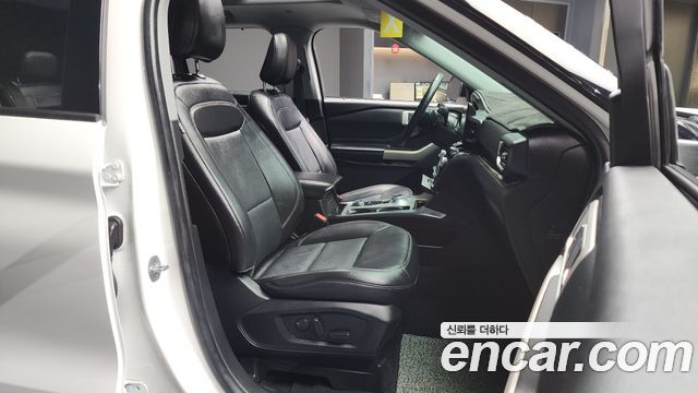 Ford Explorer (VI) 3.0 PHEV 2021 — фото 12