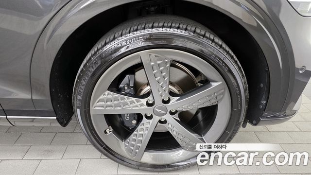 Genesis GV70 2.5T Gasoline AWD 2024 — фото 5