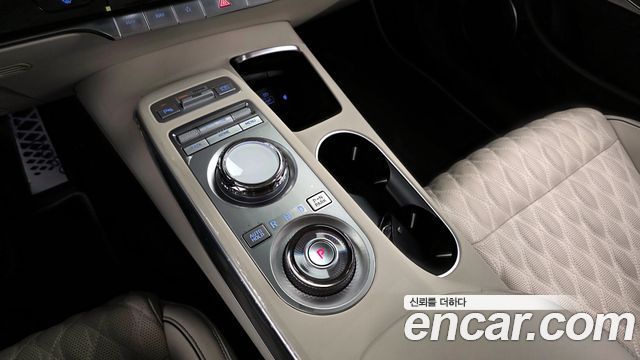 Genesis GV70 2.5T Gasoline AWD 2024 — фото 9