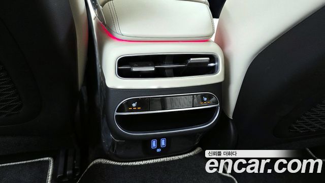 Genesis GV70 2.5T Gasoline AWD 2024 — фото 18