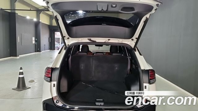 Kia Sportage (V) Diesel 2.0 2WD Nobleless 2022 — фото 16
