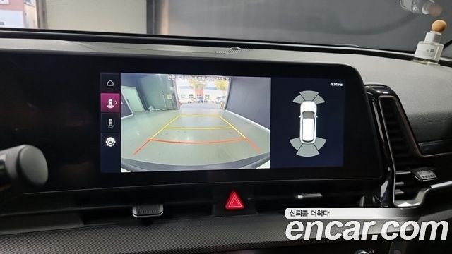 Kia Sportage (V) Diesel 2.0 2WD Nobleless 2022 — фото 18