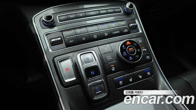 Hyundai Santa Fe Gasoline 2.5T 4WD Exclusive 2022 — фото 9