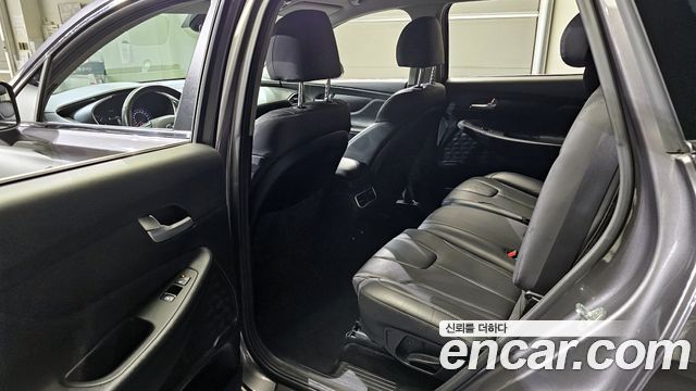 Hyundai Santa Fe Diesel 2.2 2WD Premium 2021 — фото 15