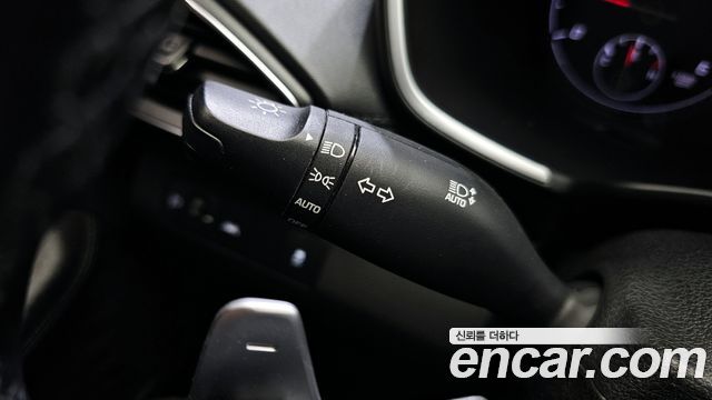 Hyundai Santa Fe Diesel 2.2 2WD Premium 2021 — фото 20