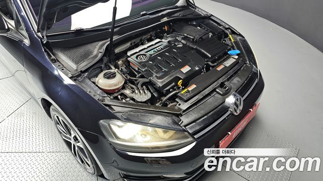 Volkswagen Golf (VII) 2.0 TDI Premium 2015 — фото 6