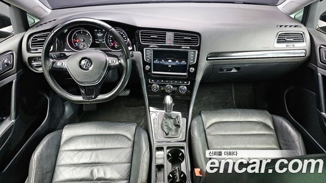 Volkswagen Golf (VII) 2.0 TDI Premium 2015 — фото 7