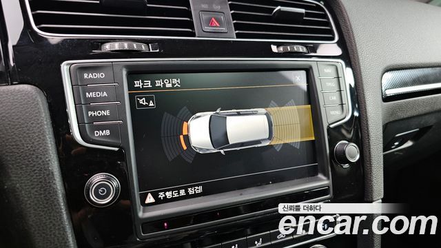 Volkswagen Golf (VII) 2.0 TDI Premium 2015 — фото 14