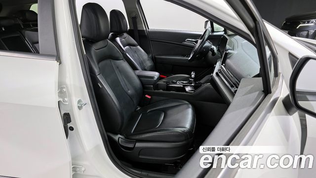 Kia Sportage (V) Diesel 2.0 2WD Prestige 2022 — фото 12