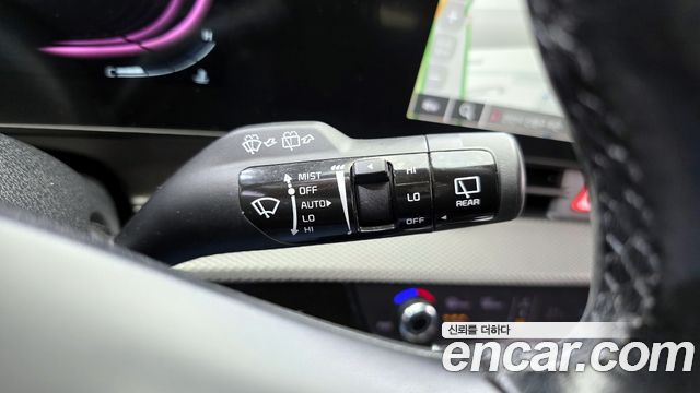 Kia Sportage (V) Diesel 2.0 2WD Prestige 2022 — фото 17