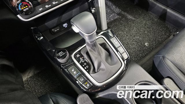 Kia Seltos Gasoline 1.6 Turbo 2WD Signature 2022 — фото 9