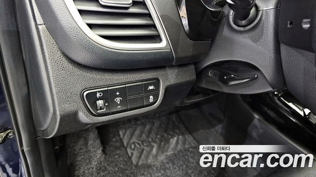 Kia Seltos Gasoline 1.6 Turbo 2WD Signature 2022 — фото 19